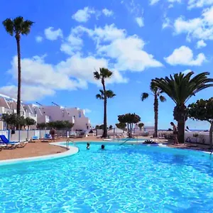 https://vista-oceanopiscina-puerto-del-carmen.in-canary-islands.com